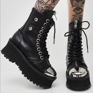 Demonia, Gravedigger Boots Size 9 women